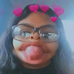 Meet your Posher, Janis